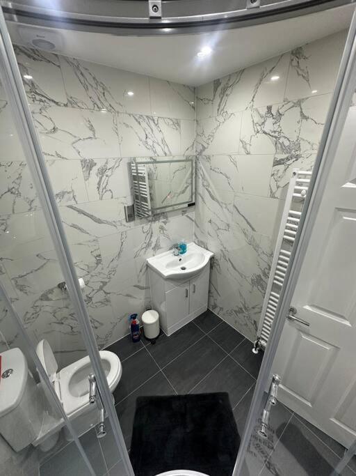 2 Bedroom House,Brownhillrd Se6 London Exterior foto