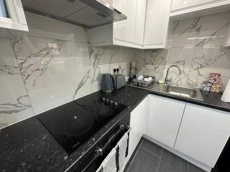 2 Bedroom House,Brownhillrd Se6 London Exterior foto