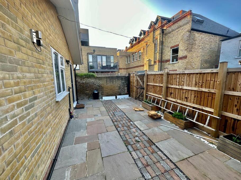 2 Bedroom House,Brownhillrd Se6 London Exterior foto
