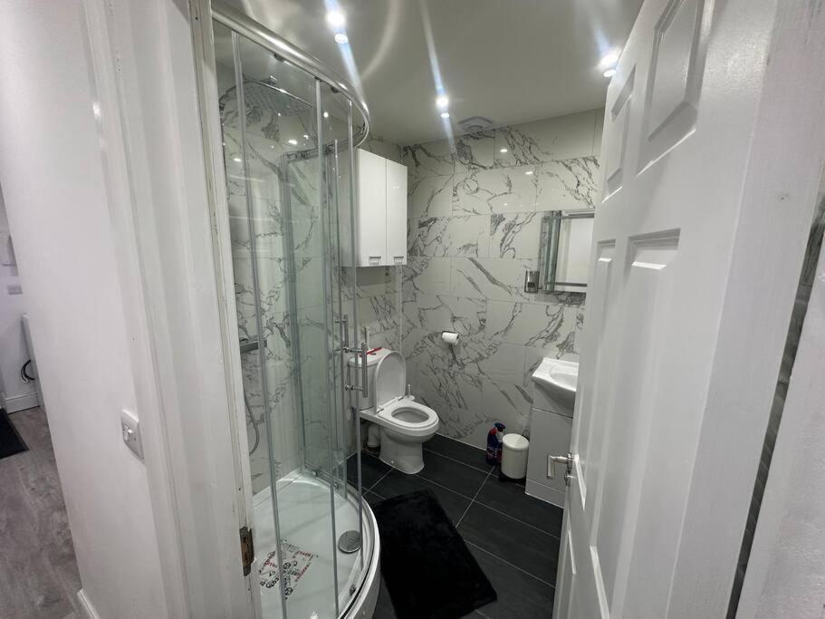 2 Bedroom House,Brownhillrd Se6 London Exterior foto